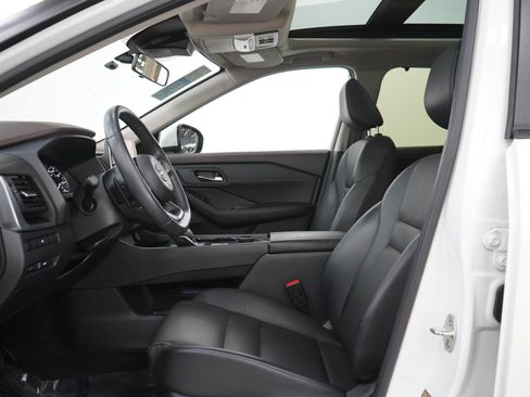 Used 2023 Nissan Rogue SV w/ SV Premium B Package AWD/4WD image 22