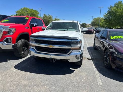 Used 2018 Chevrolet Silverado 1500 LT w/ Texas Edition RWD image 5