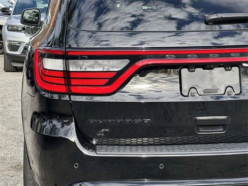 Used 2022 Dodge Durango R/T w/ Blacktop Package image 11
