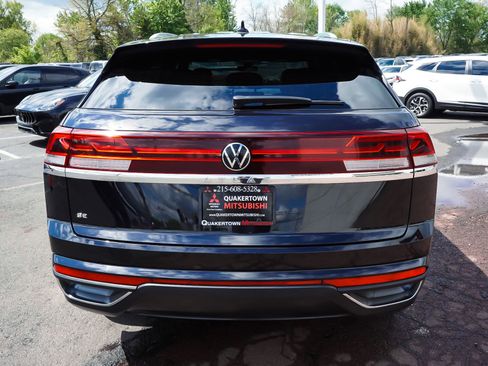 Used 2024 Volkswagen Atlas Cross Sport SE FWD image 5