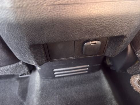 Used 2024 Toyota Tacoma SR5 image 31