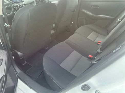 Used 2024 Nissan Sentra SV image 17