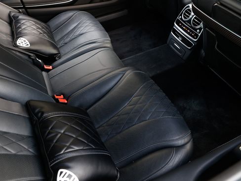 Used 2017 Mercedes-Benz Maybach S 550 4MATIC image 14