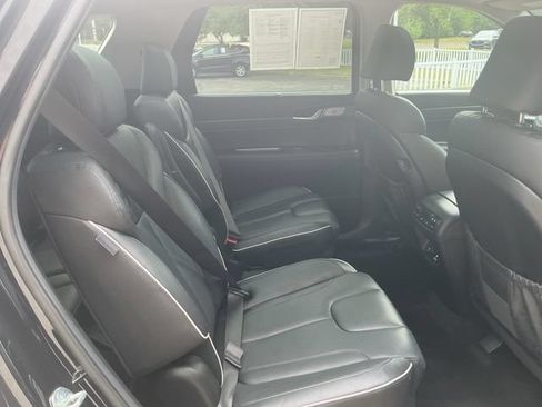 Certified 2024 Hyundai Palisade Limited FWD image 32
