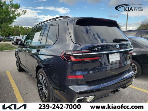 Used 2024 BMW X7 xDrive40i w/ M Sport Package image 7