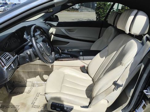 Used 2013 BMW 650i Convertible image 23