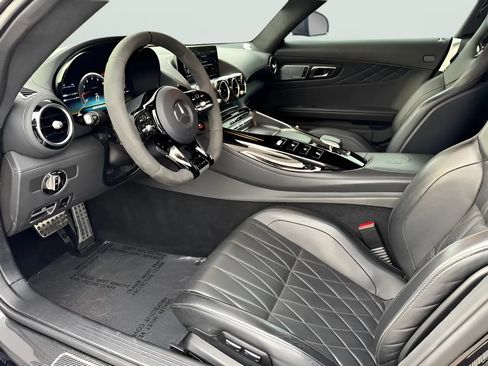 Used 2020 Mercedes-Benz AMG GT R image 21