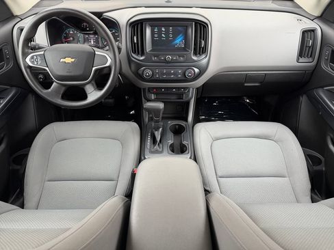 Used 2018 Chevrolet Colorado W/T w/ WT Convenience Package AWD/4WD image 16