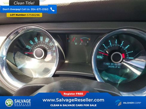 Used 2013 Ford Mustang Convertible RWD image 12