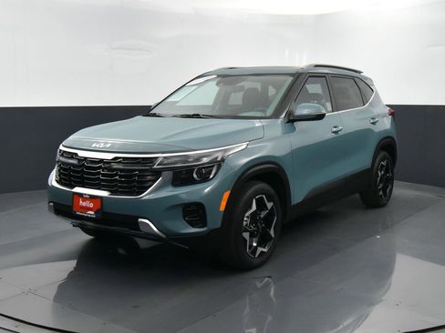 Certified 2025 Kia Seltos EX w/ EX Sunroof Package image 7