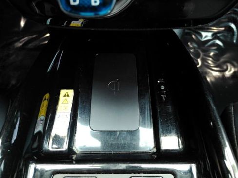 Used 2021 Toyota Prius Prime XLE image 47