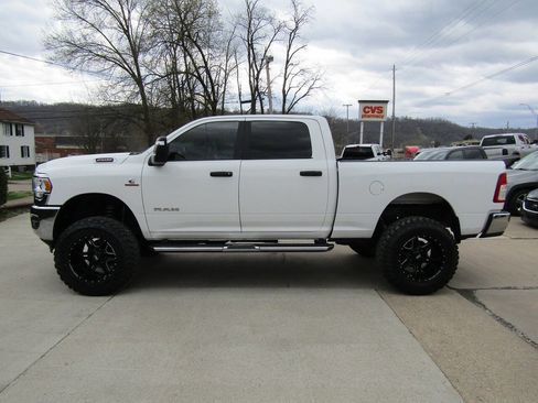 Used 2024 RAM 2500 Big Horn w/ Off Road Package image 6