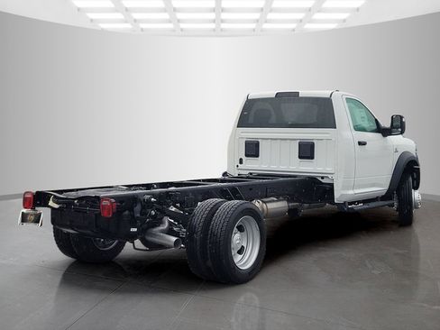New 2026 RAM 5500 Tradesman w/ Chrome Appearance Group image 4