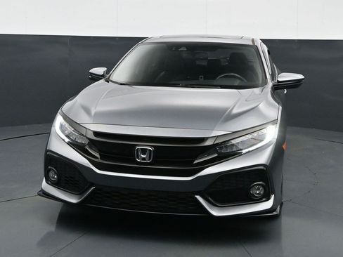 Used 2018 Honda Civic Sport Touring image 3