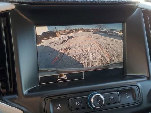 Used 2023 GMC Terrain SLE w/ Driver Convenience Package image 22