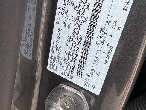 New 2026 Ford Escape ST-Line w/ Cold Weather Package image 17