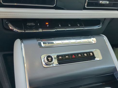 New 2026 Lincoln Aviator 2WD image 19