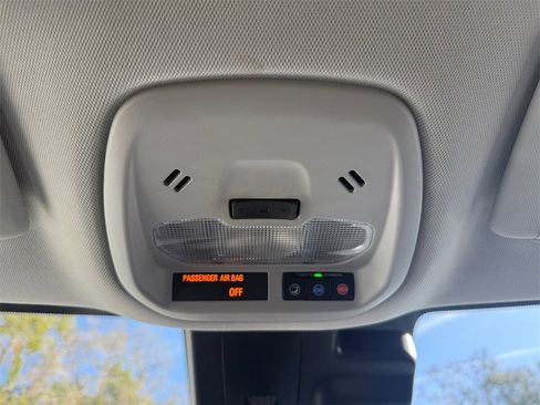 Used 2025 Chevrolet Trax ACTIV w/ Driver Confidence Package image 26