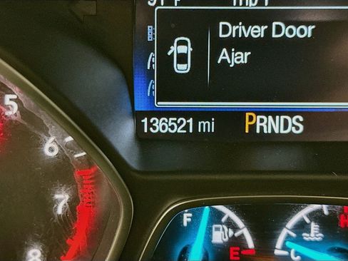 Used 2017 Ford Escape Titanium AWD/4WD image 19