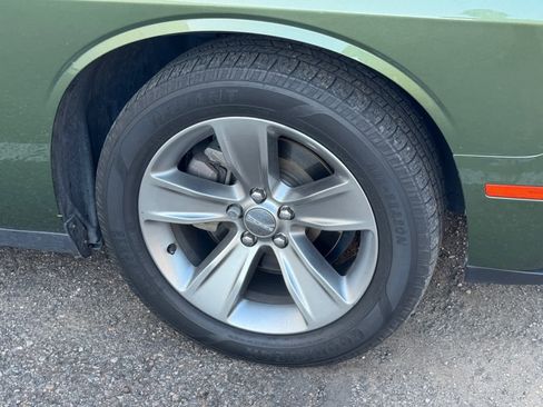 Used 2020 Dodge Challenger SXT image 6