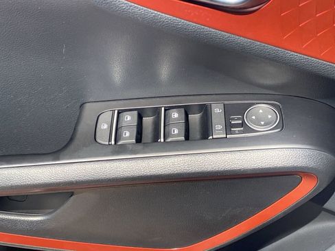 Certified 2024 Kia Soul GT-Line FWD image 20