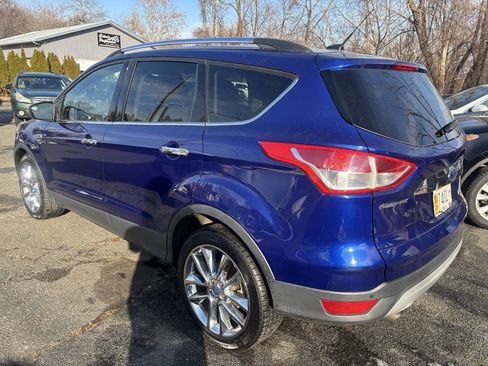 Used 2015 Ford Escape SE w/ SE Chrome Package image 3