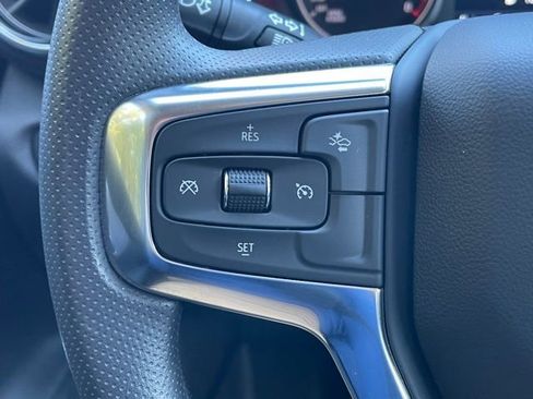 New 2025 Chevrolet Blazer LT w/ Convenience Package image 8