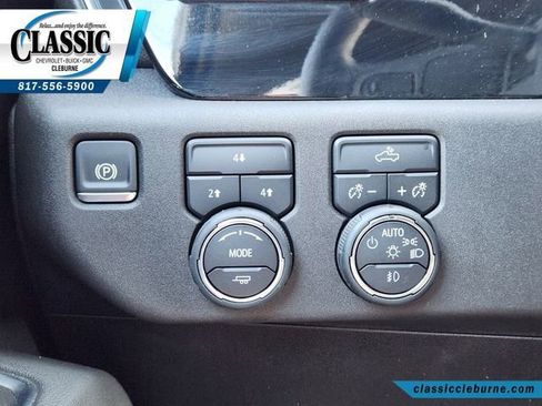 Used 2025 Chevrolet Silverado 2500 LT w/ Convenience Package AWD/4WD image 72