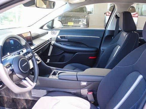 Certified 2025 Hyundai Sonata SEL FWD image 23