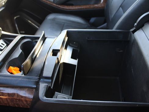 Used 2020 Chevrolet Tahoe Premier image 48