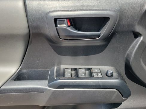 Used 2023 Toyota Tacoma SR AWD/4WD image 7