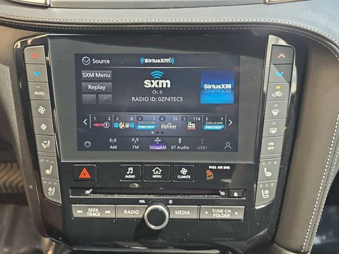 Certified 2025 INFINITI QX55 Essential image 19