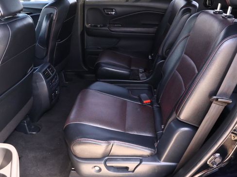 Used 2021 Honda Pilot Black Edition image 23