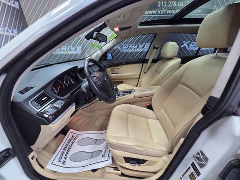 Used 2011 BMW 535i Gran Turismo image 17