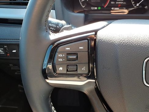 Used 2025 Honda Odyssey Touring image 23