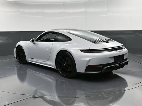New 2026 Porsche 911 Carrera GTS RWD image 3