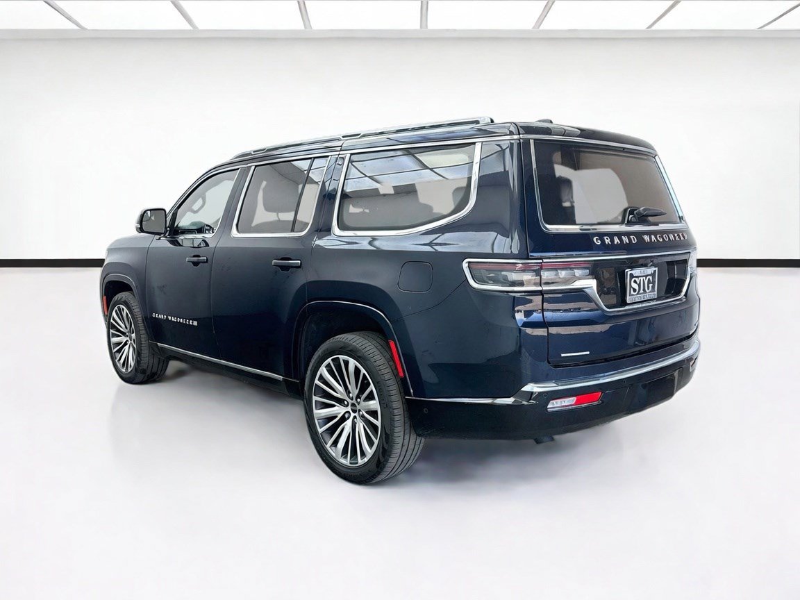 Used 2023 Jeep Grand Wagoneer Series III AWD/4WD image 6
