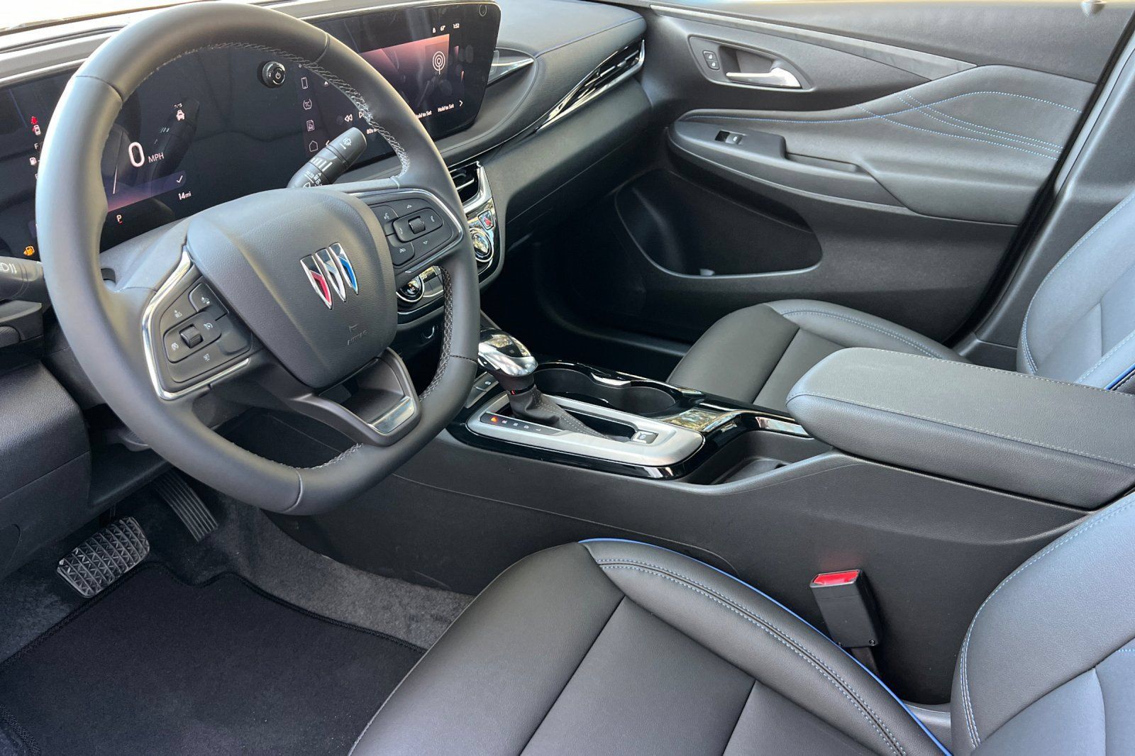 Used 2026 Buick Envista Sport Touring FWD image 8