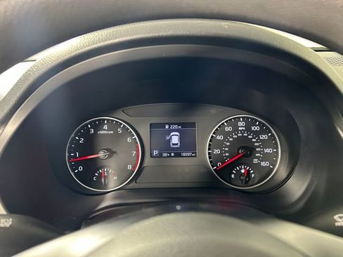 Used 2023 Kia Seltos LX image 18