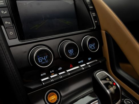 Used 2015 Jaguar F-TYPE S RWD image 44
