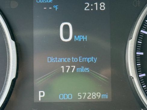 Used 2020 Toyota RAV4 XLE w/ Convenience Package AWD/4WD image 25