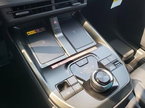 New 2026 Subaru Uncharted AWD image 19
