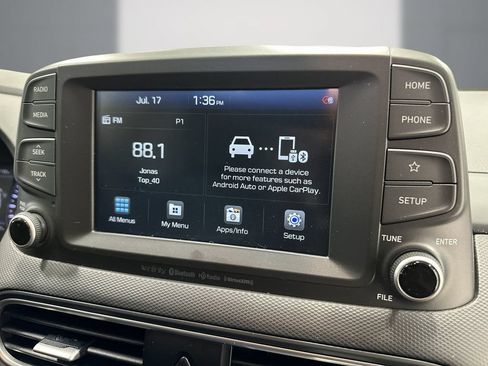 Used 2021 Hyundai Kona Limited w/ Cargo Package FWD image 21