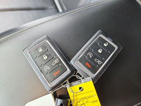 Used 2022 Jeep Grand Cherokee L Limited image 37