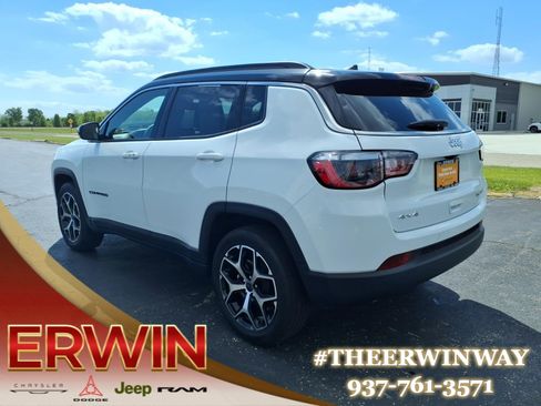 Certified 2025 Jeep Compass Limited AWD/4WD image 5