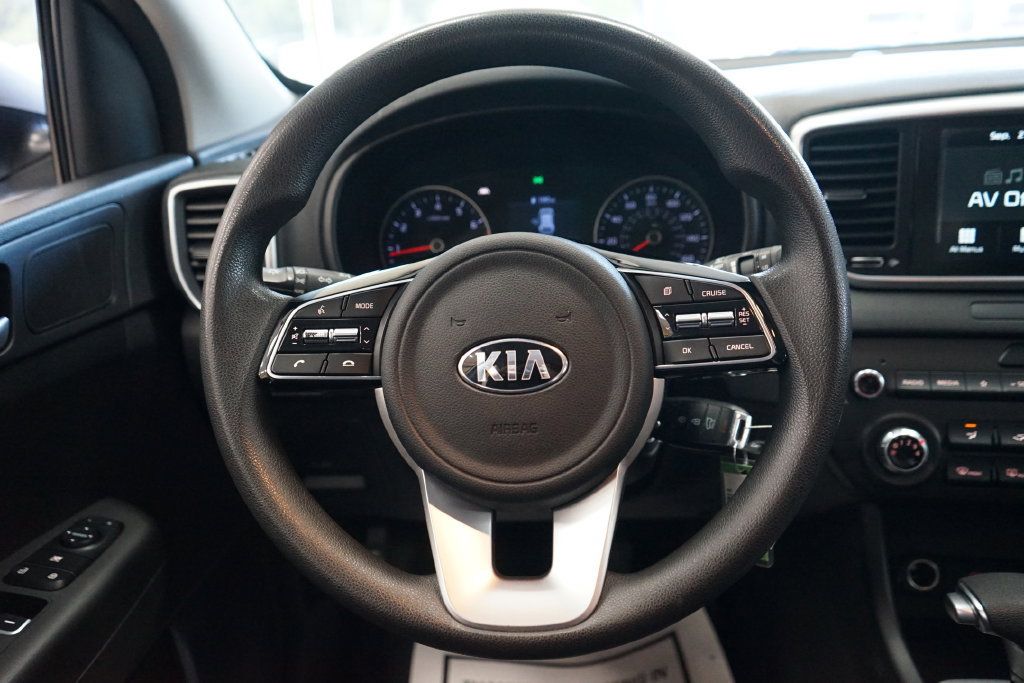 Used 2020 Kia Sportage LX FWD image 27