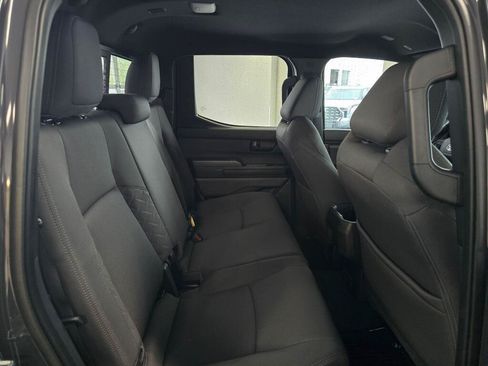 Used 2024 Toyota Tacoma SR5 AWD/4WD image 37