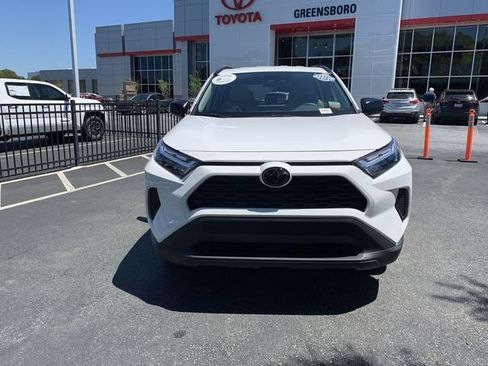 Certified 2025 Toyota RAV4 LE AWD/4WD image 3