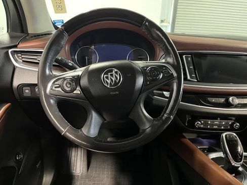 Used 2019 Buick Enclave Avenir w/ Avenir Technology Package AWD/4WD image 21