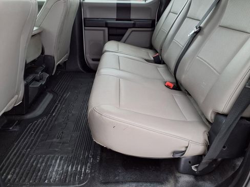 Used 2020 Ford F250 XL w/ Power Equipment Group image 14